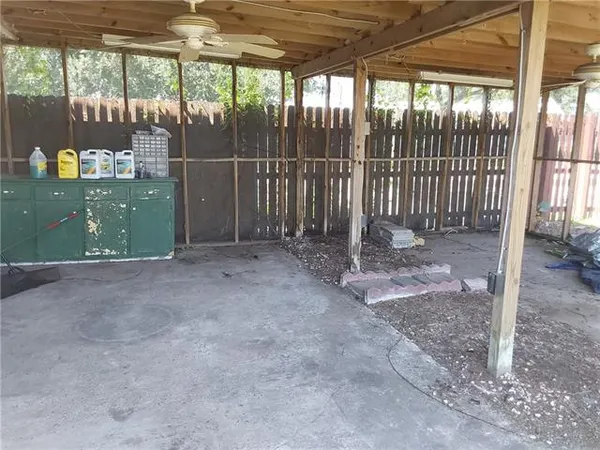 $190,000 | 2025 Starling Drive, St. Bernard, LA 70085