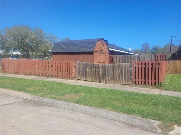 $190,000 | 2025 Starling Drive, St. Bernard, LA 70085