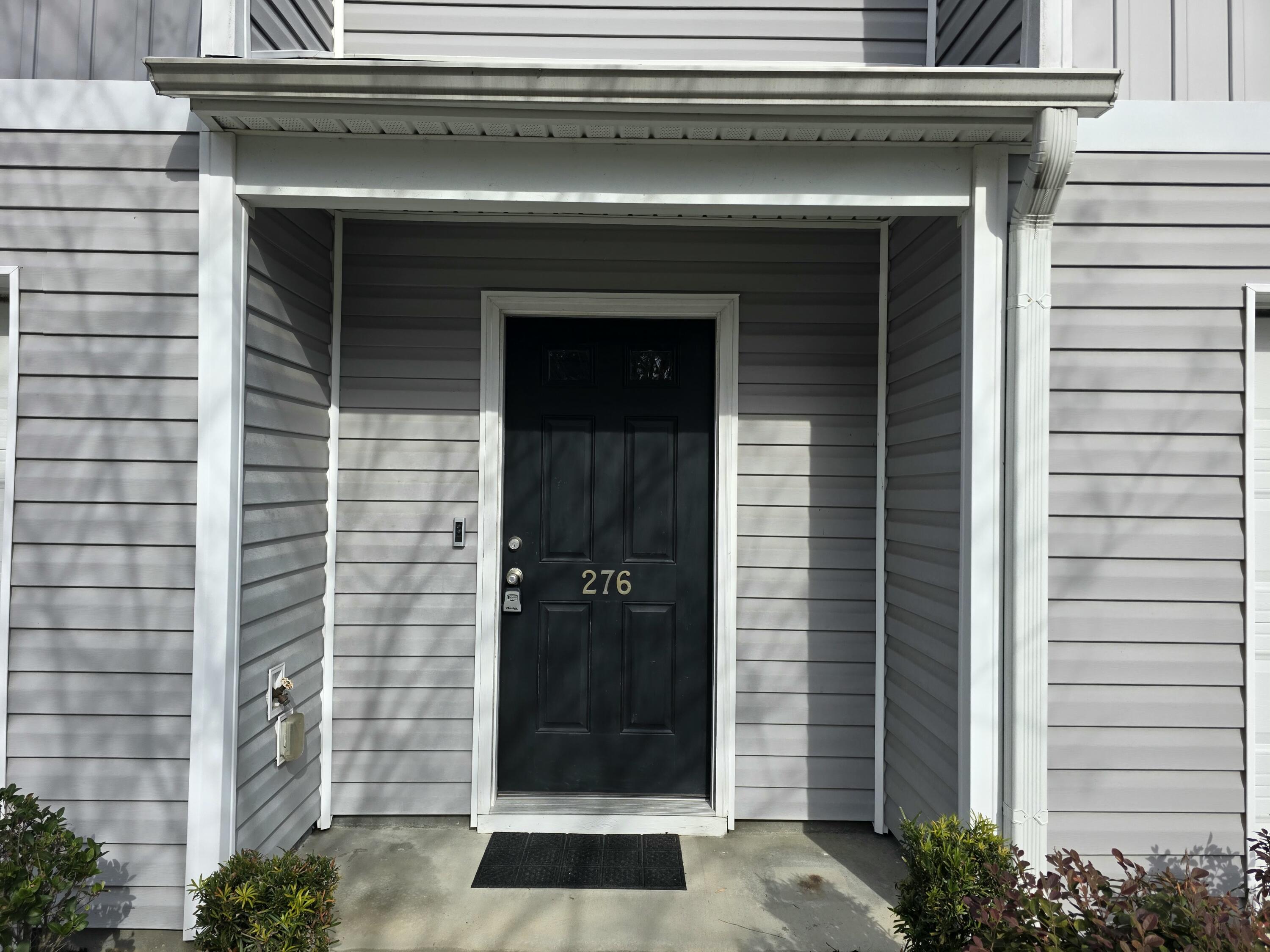 276 Jackson Street Goose Creek, SC 29445 - Photo 2 of 35 20260120_140954