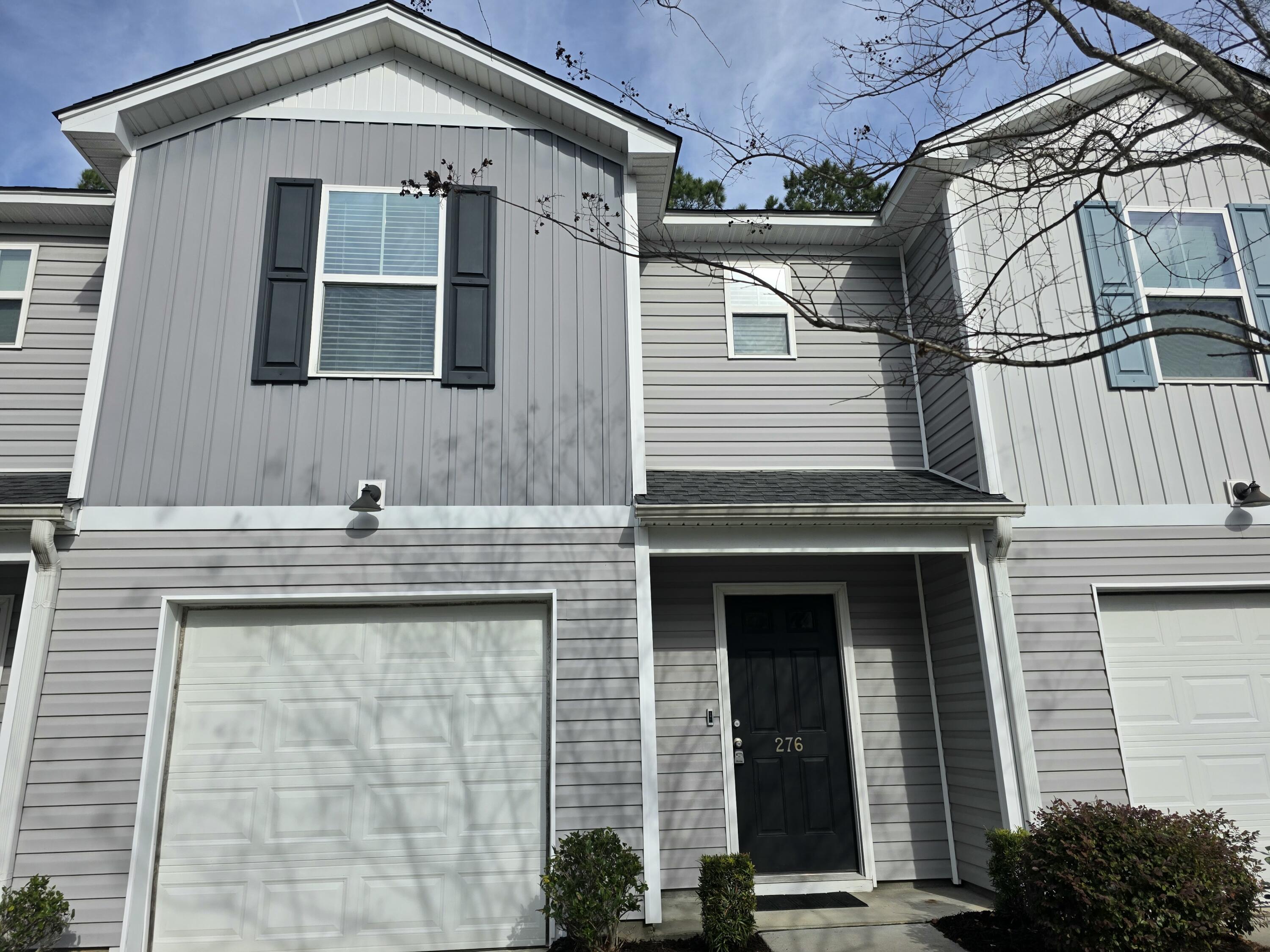 276 Jackson Street Goose Creek, SC 29445 - Photo 4 of 35 20260120_140941