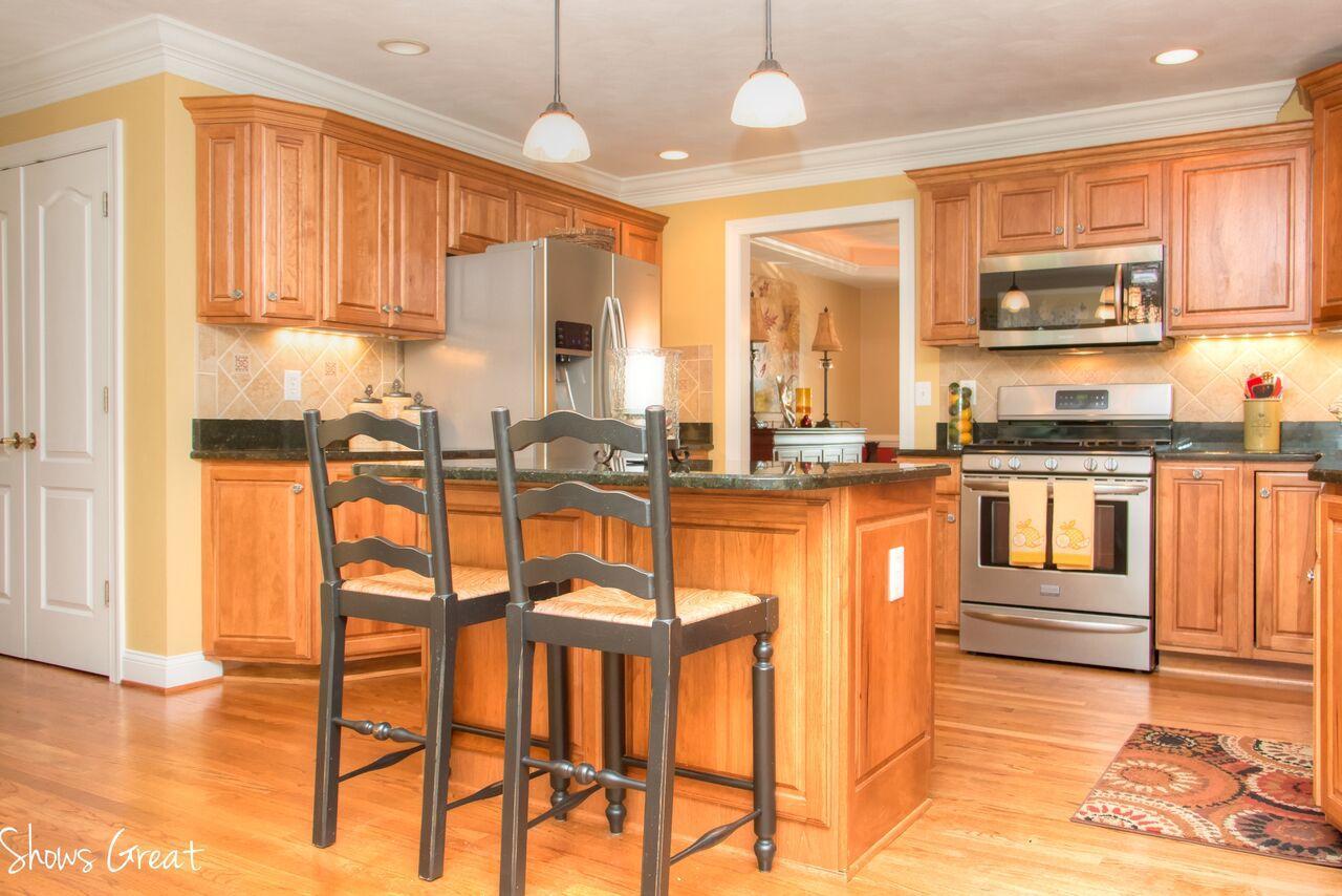 170 Chesney Place Blue Ridge, VA 24064 - Photo 4 of 55 Kitchen2