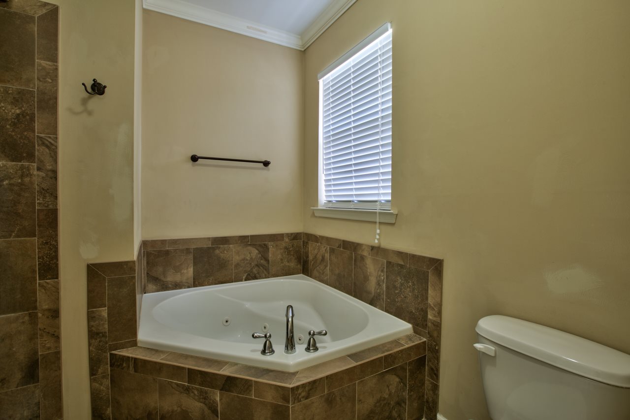 8681 Shire Ridge Loop Tallahassee, FL 32309 - Photo 6 of 25 Gallery Image 6