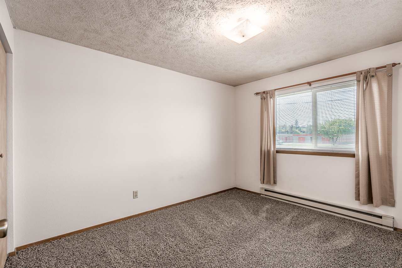 2105 North Houk Road, Unit 4 Spokane Valley, WA 99216 - Photo 8 of 20 Gallery Image 8