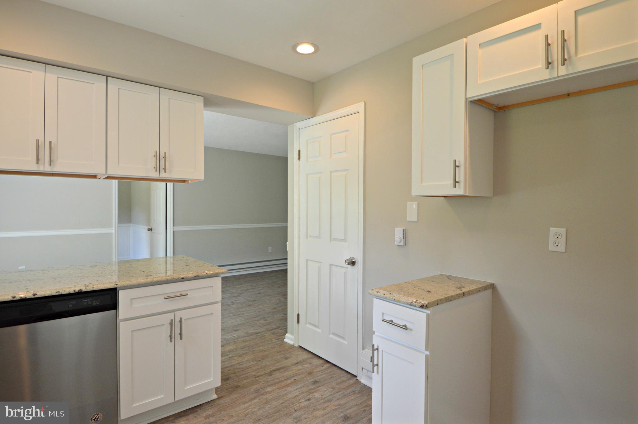 729 Ferndale Road Mount Joy, PA 17552 - Photo 8 of 22 Kitchen