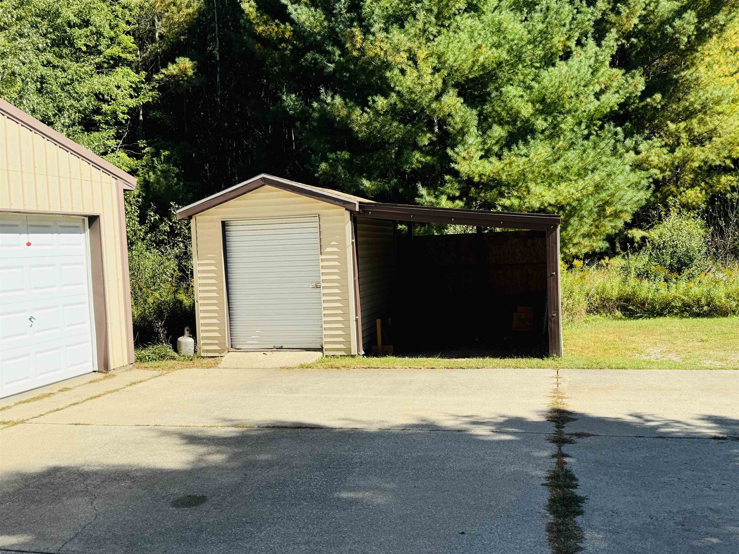 8126 West Kelly Road Lake City, MI 49651 - Photo 10 of 51 1927536-828a2b9b-9375-42cb-a8c8-eabcd0984978.JPG