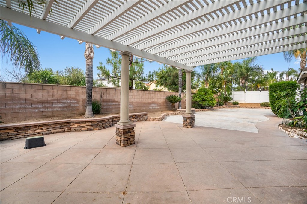 19106 Stagecoach Lane Riverside, CA 92508 - Photo 30 of 39