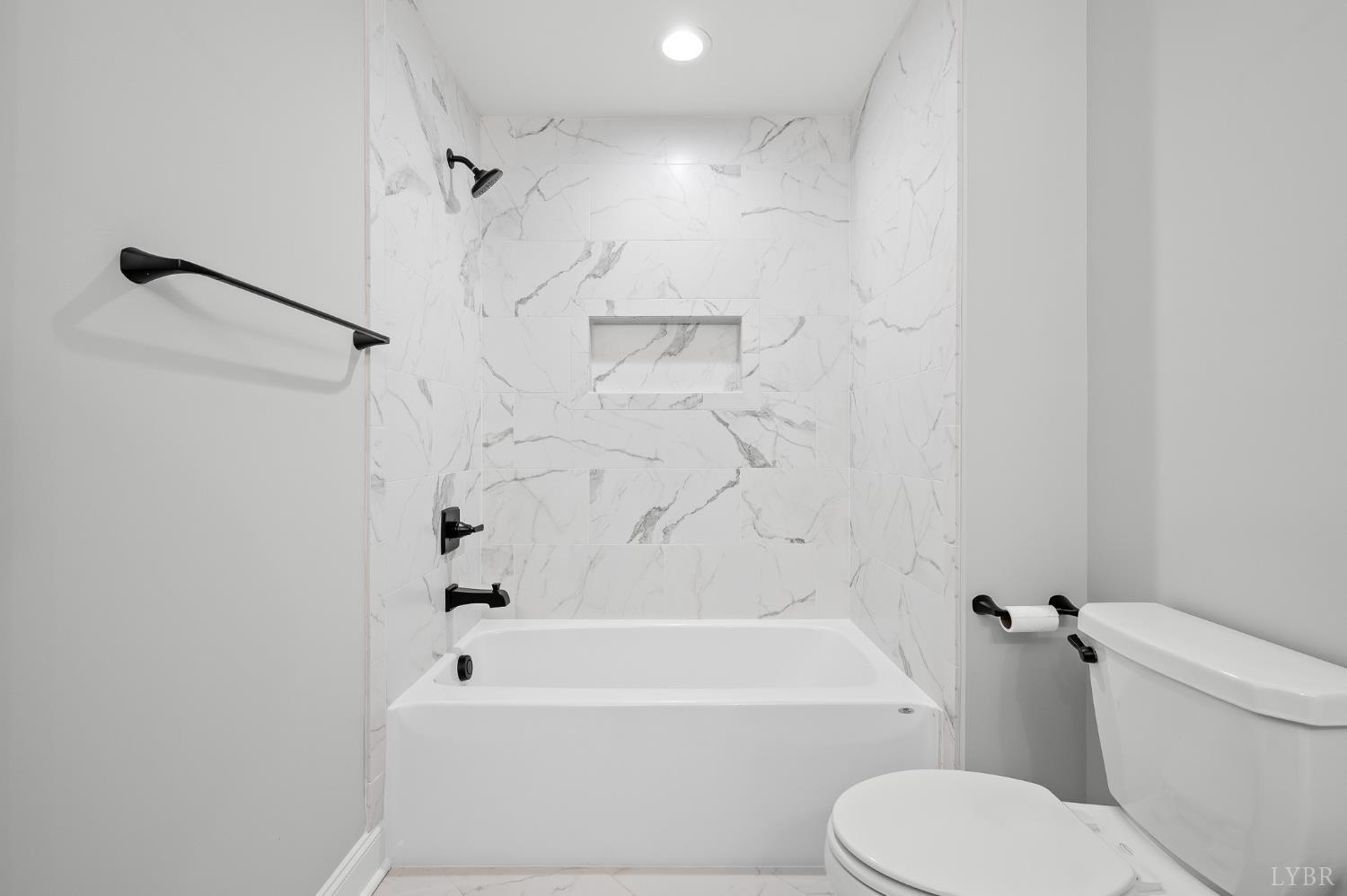 1034 North Westyn Loop Forest, VA 24551 - Photo 37 of 57 a bathroom with a toilet and a bath tub