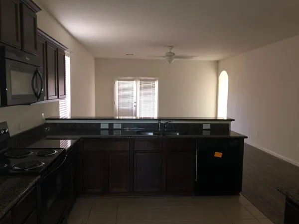 $1,875 | 30826 West Lost Creek Boulevard, Magnolia, TX 77355