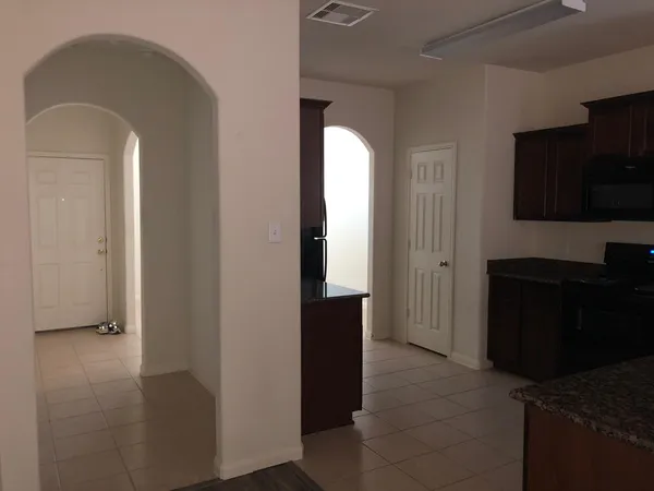 $1,875 | 30826 West Lost Creek Boulevard, Magnolia, TX 77355