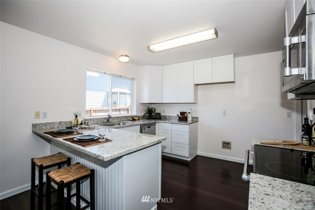 1445 Pierce Avenue Northeast Renton, WA 98056 - Photo 11 of 23 Gallery Image 11