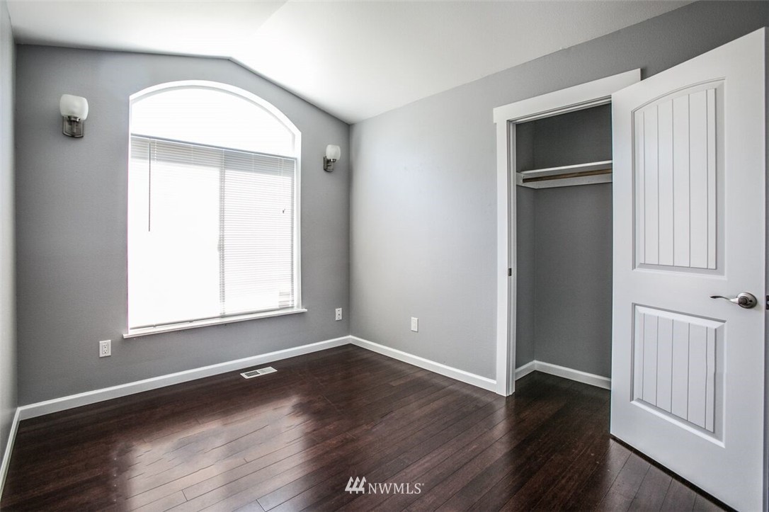 1445 Pierce Avenue Northeast Renton, WA 98056 - Photo 16 of 23 Gallery Image 16