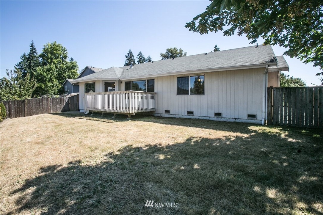 1445 Pierce Avenue Northeast Renton, WA 98056 - Photo 21 of 23 Gallery Image 21