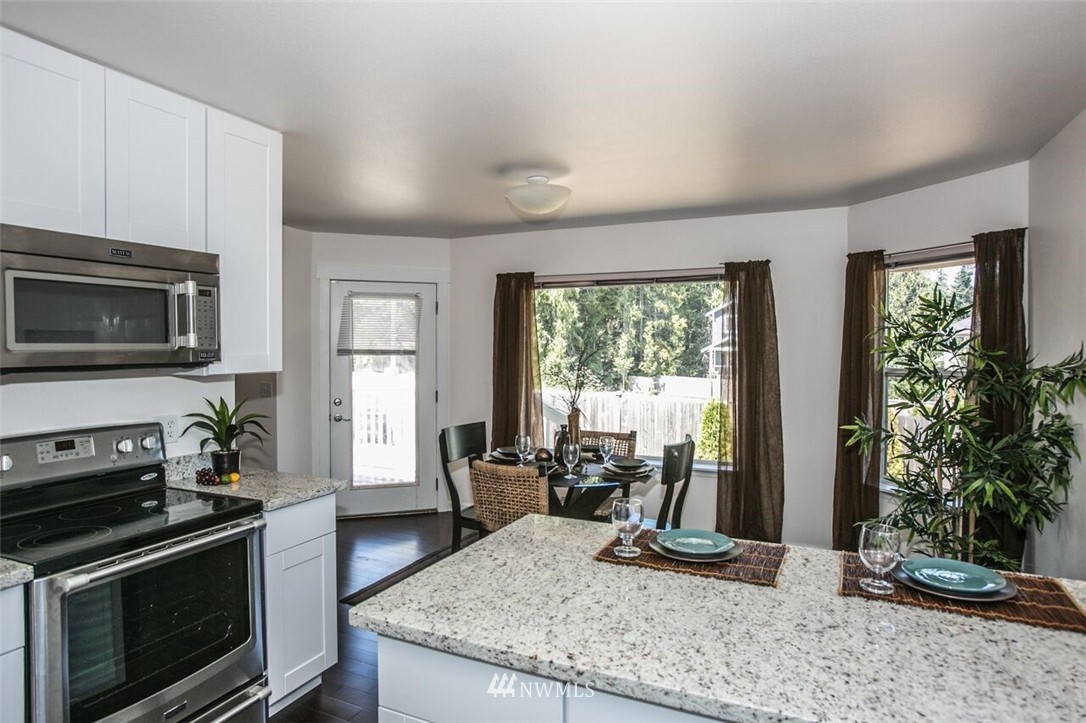 1445 Pierce Avenue Northeast Renton, WA 98056 - Photo 9 of 23 Gallery Image 9