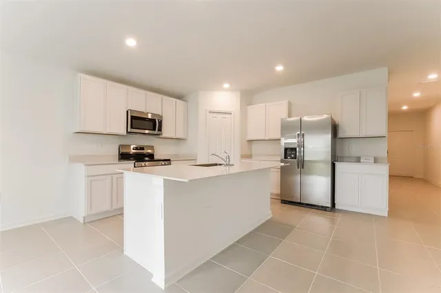 $2,200 | 1370 Inkberry Circle, DeLand, FL 32720