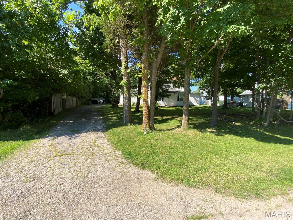 17303 Manchester Road Wildwood, MO 63038 - Photo 2 of 44