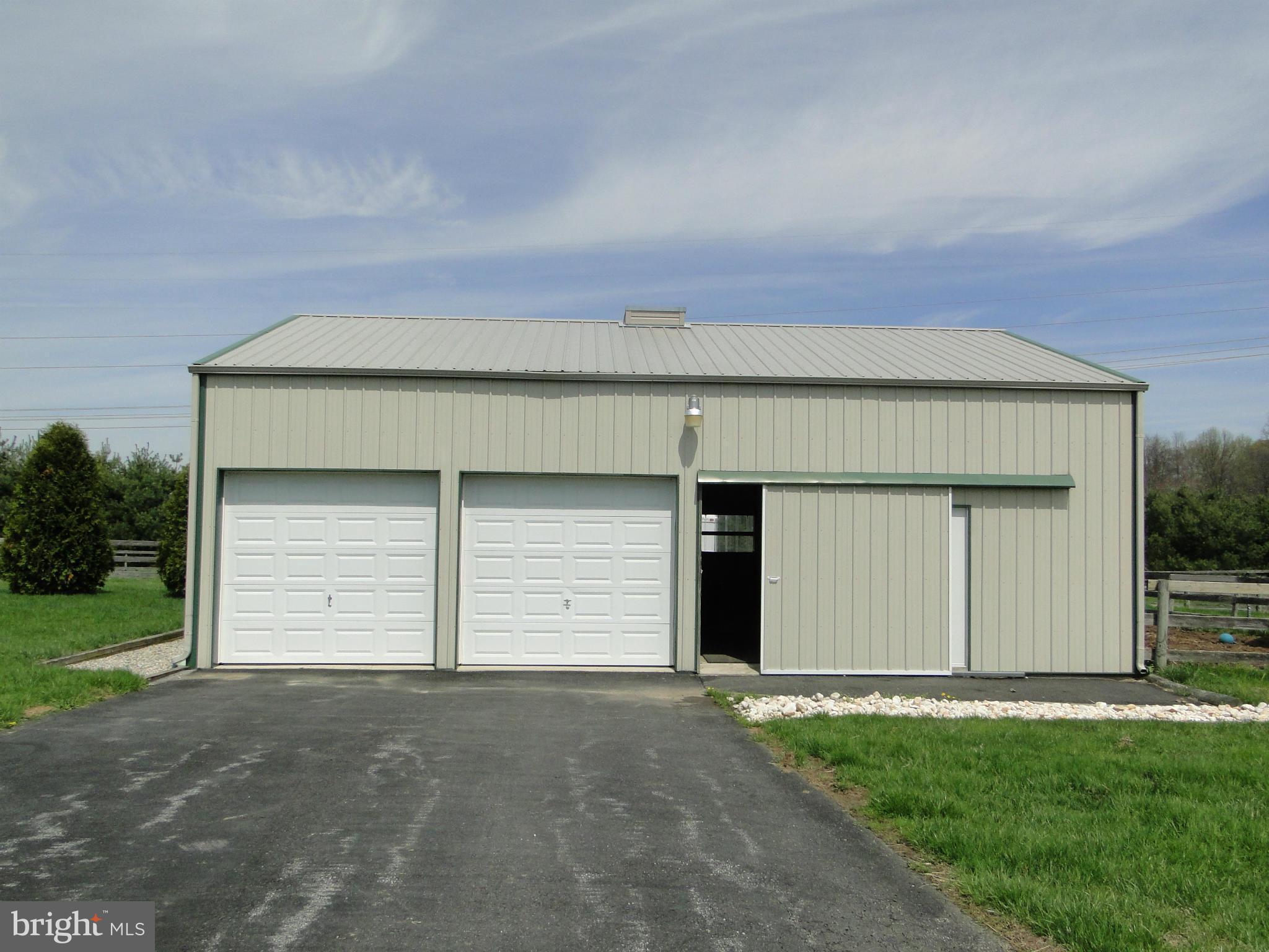 24 Pearl's Way Rising Sun, MD 21911 - Photo 22 of 30 2 Large Garage Bays