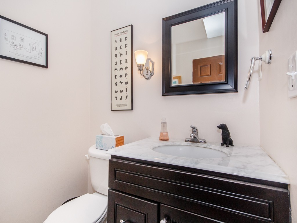 277 Border Road Concord, MA 01742 - Photo 21 of 28