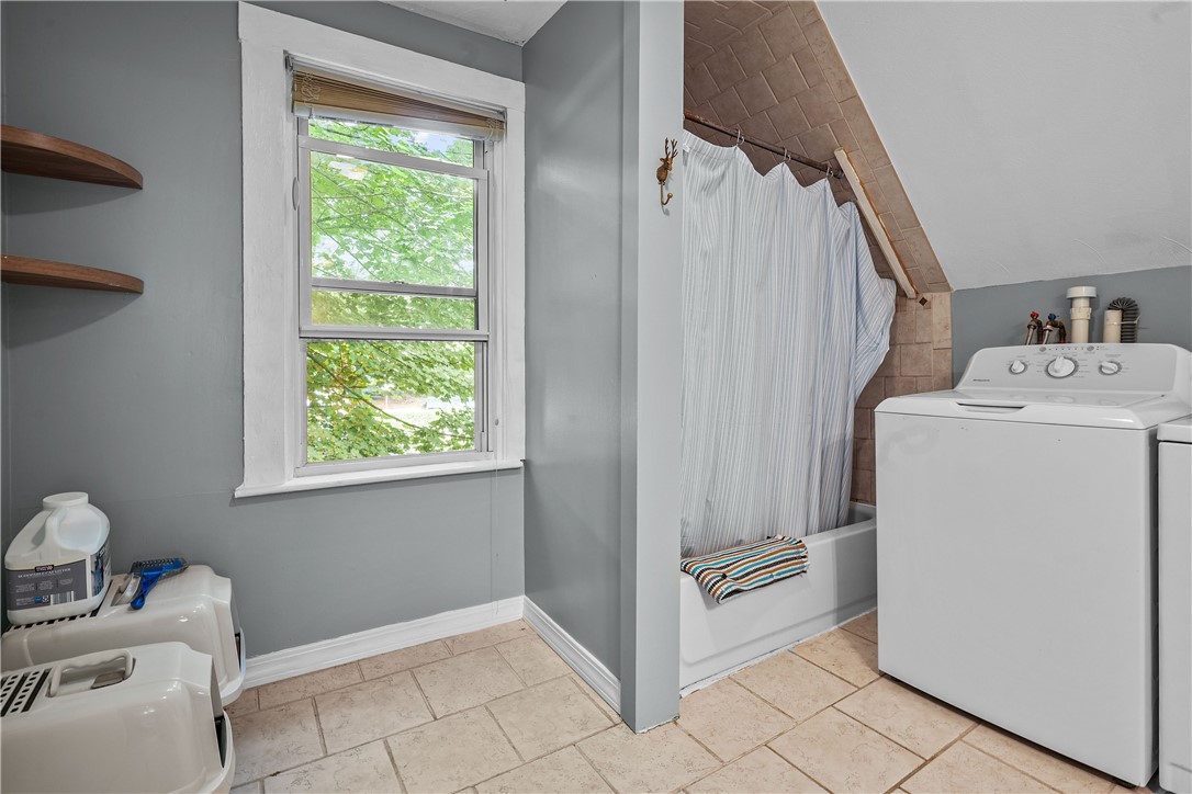 16 Collins Street Woonsocket, RI 02895 - Photo 22 of 27