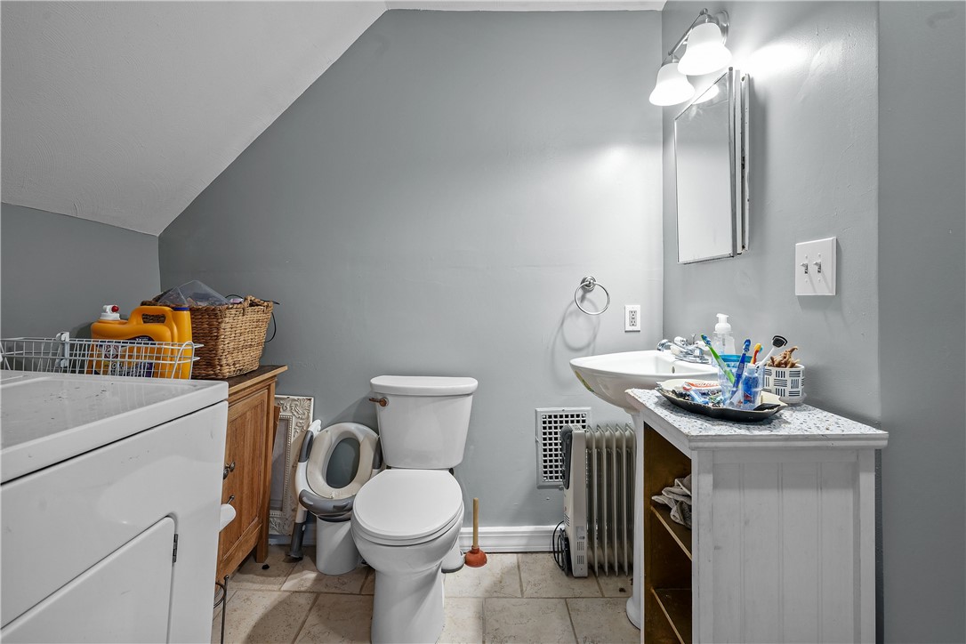 16 Collins Street Woonsocket, RI 02895 - Photo 24 of 27