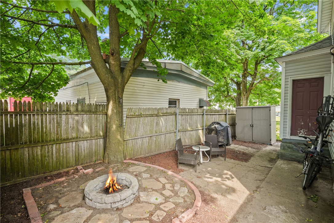 16 Collins Street Woonsocket, RI 02895 - Photo 25 of 27