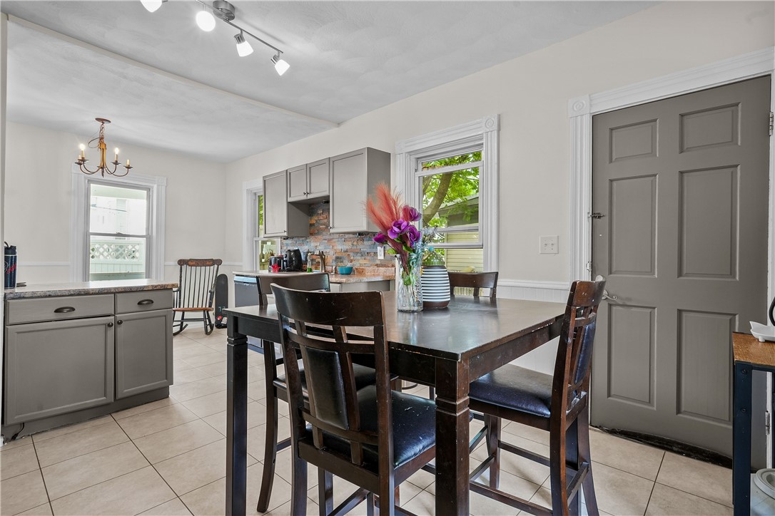 16 Collins Street Woonsocket, RI 02895 - Photo 6 of 27