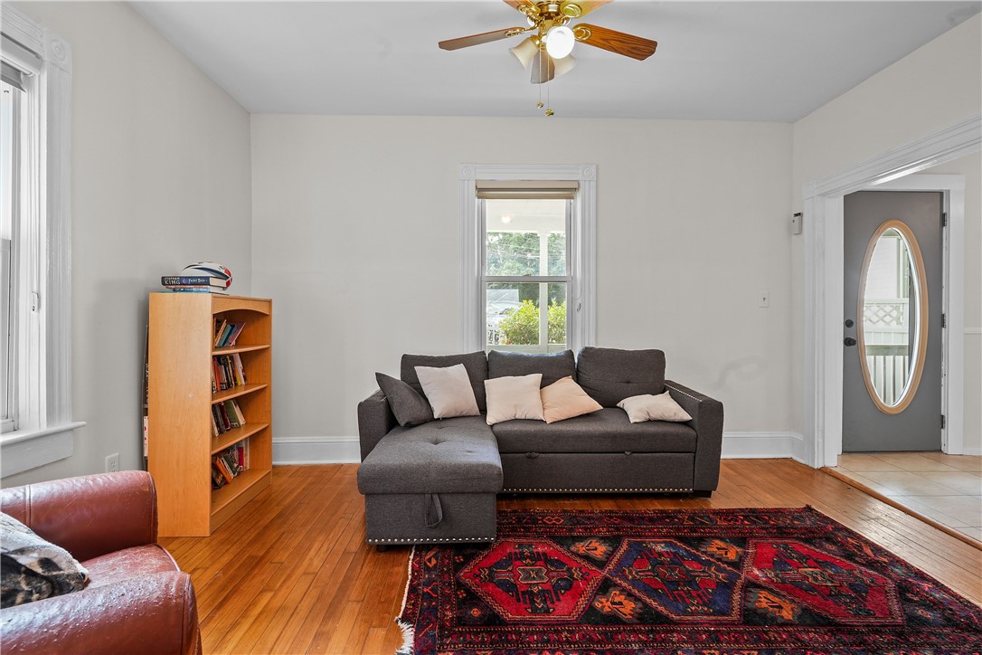 16 Collins Street Woonsocket, RI 02895 - Photo 9 of 27