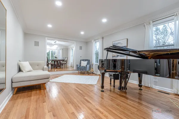$1,299,000 | 9 Devonshire Lane, Lincolnshire, IL 60069