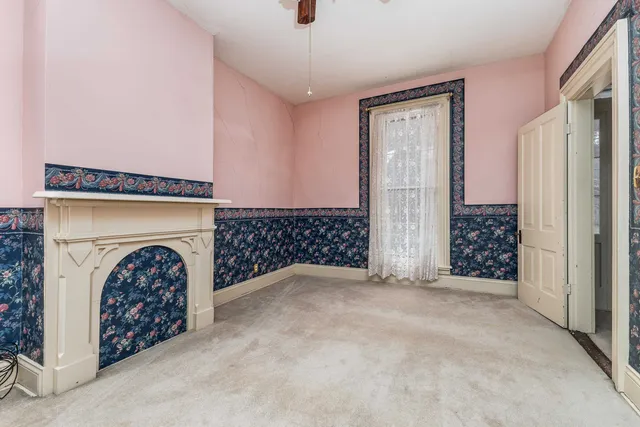 $229,900 | 209 Park Avenue, Galena, IL 61036