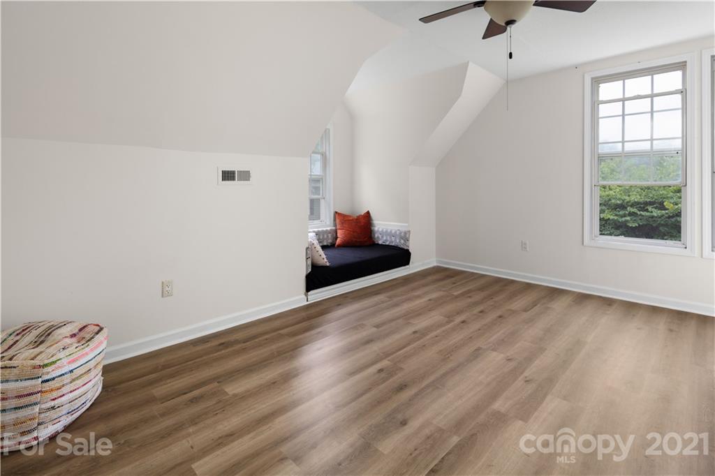 101 McFalls Road Asheville, NC 28805 - Photo 17 of 21 wooden floor in an empty room