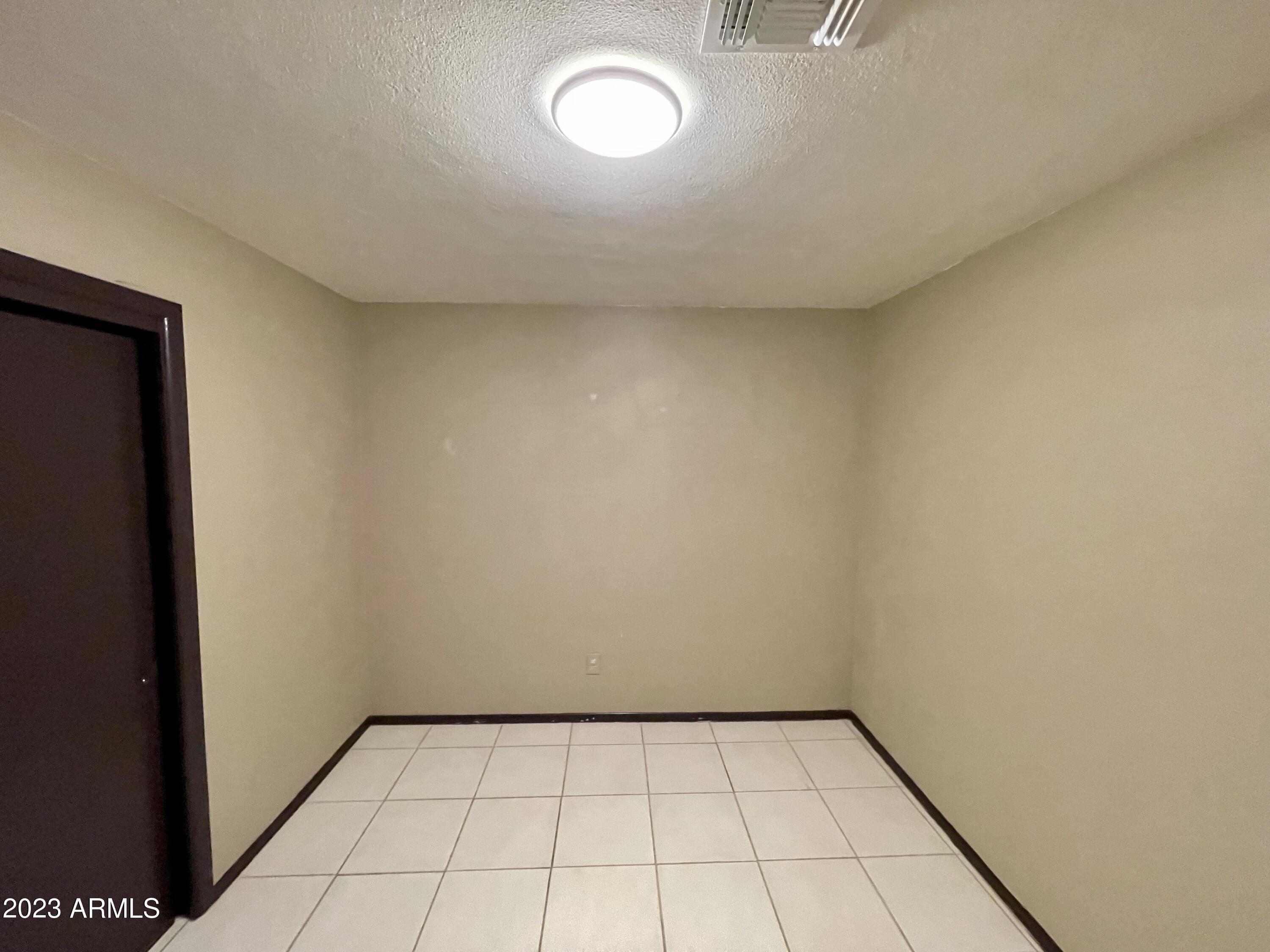 3630 West Granada Road Phoenix, AZ 85009 - Photo 11 of 30 IMG_7015