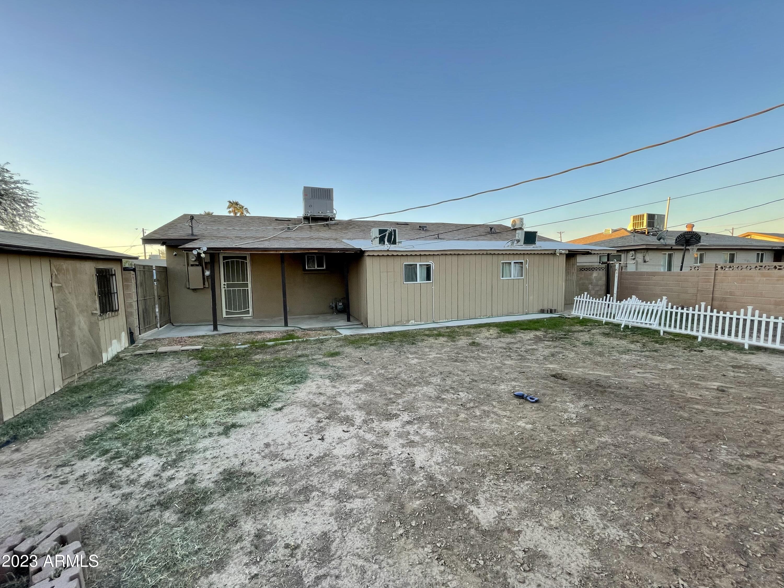 3630 West Granada Road Phoenix, AZ 85009 - Photo 28 of 30 IMG_7022