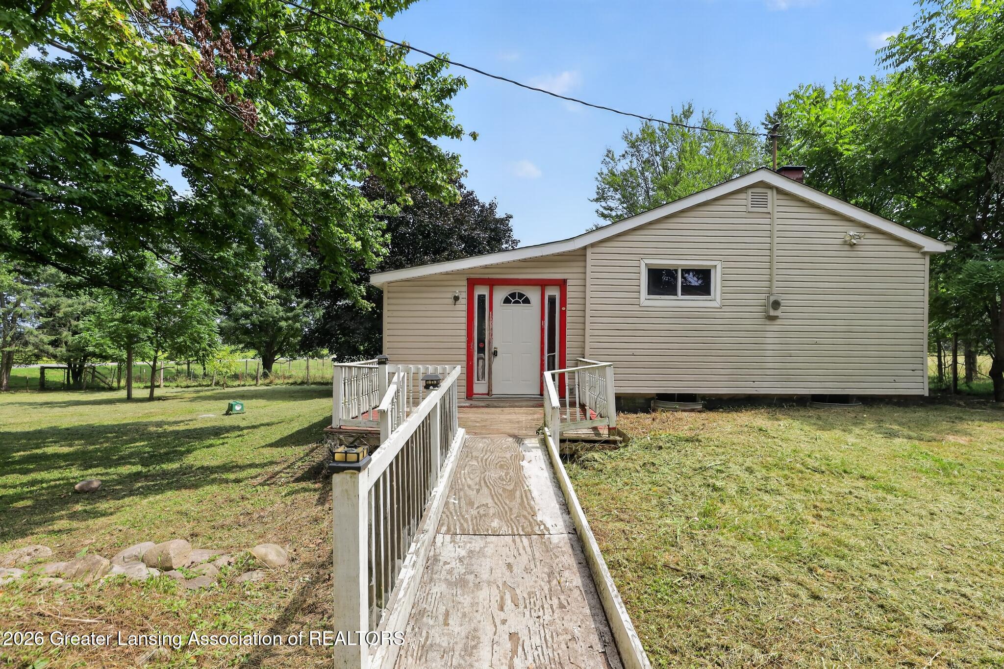 1600 Decamp Road Stockbridge, MI 49285 - Photo 29 of 30 Side