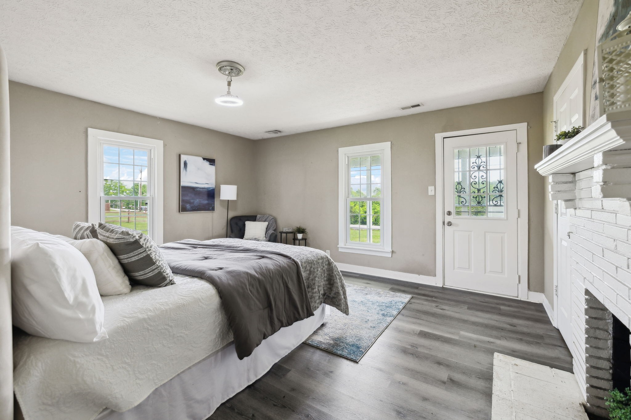4400 Beasleys Bend Road Lebanon, TN 37087 - Photo 16 of 51 a bedroom with a large bed and a window