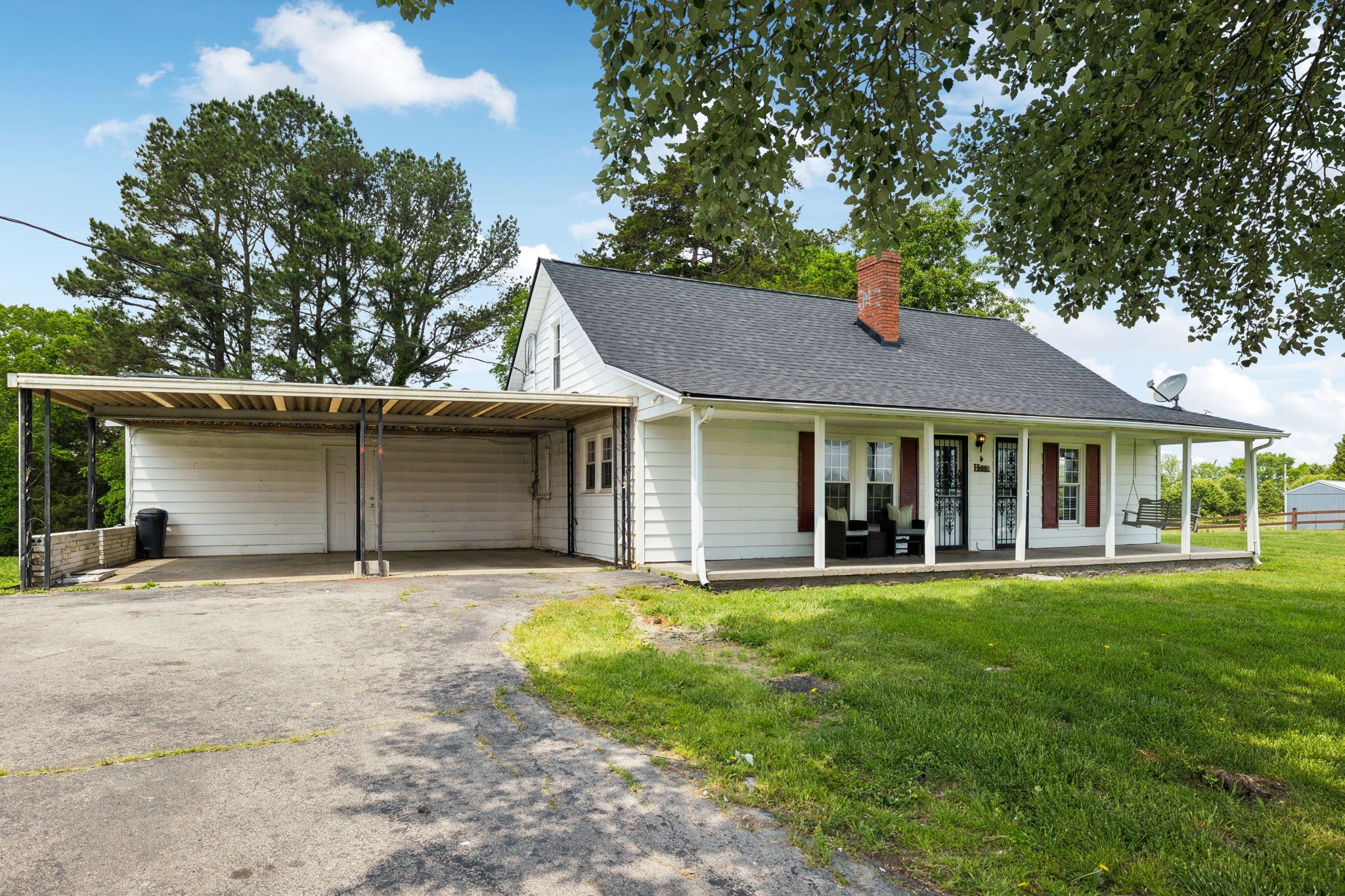 4400 Beasleys Bend Road Lebanon, TN 37087 - Photo 3 of 51 front view of a house with a yard