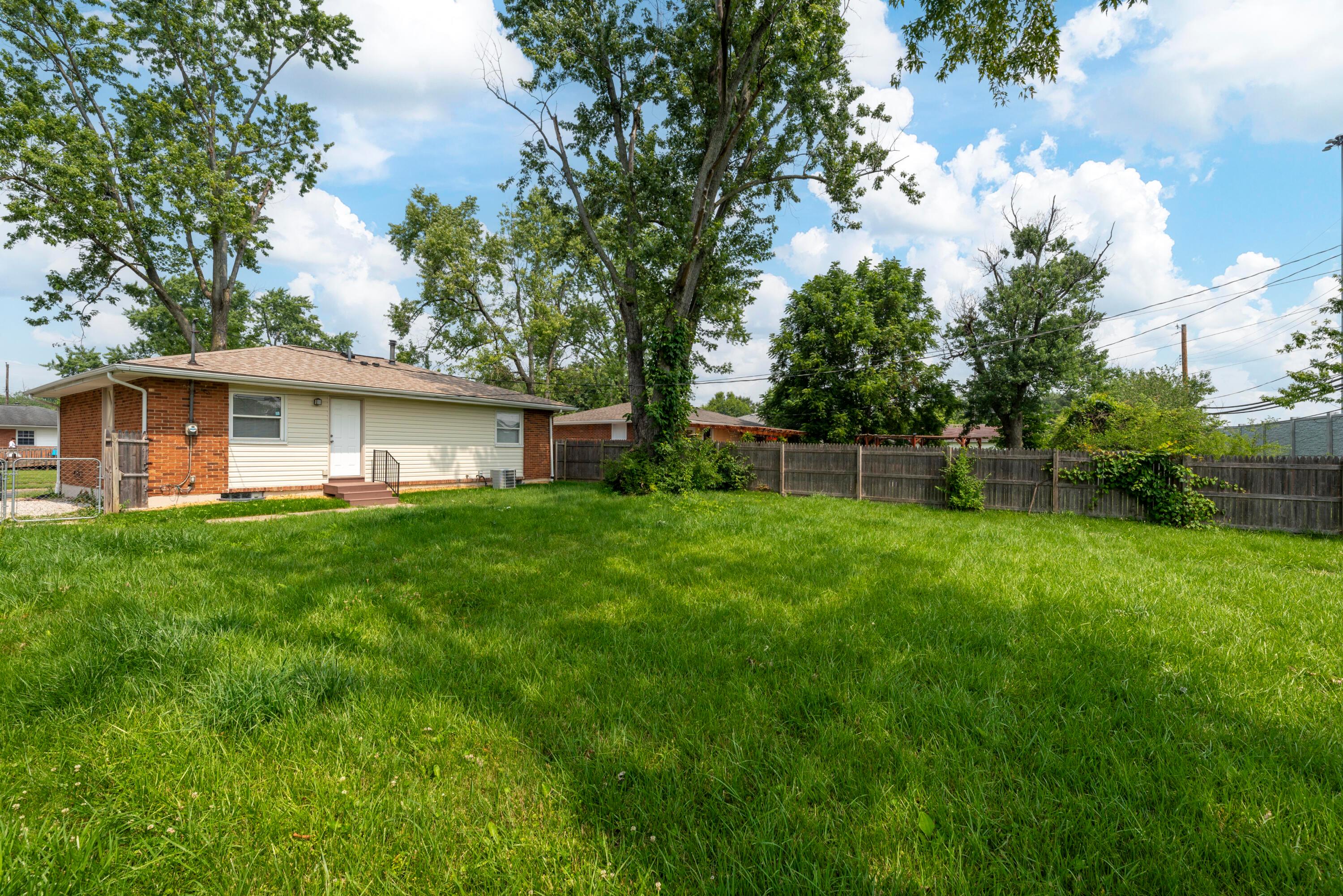 1878 Woodette Road Columbus, OH 43232 - Photo 35 of 37 35