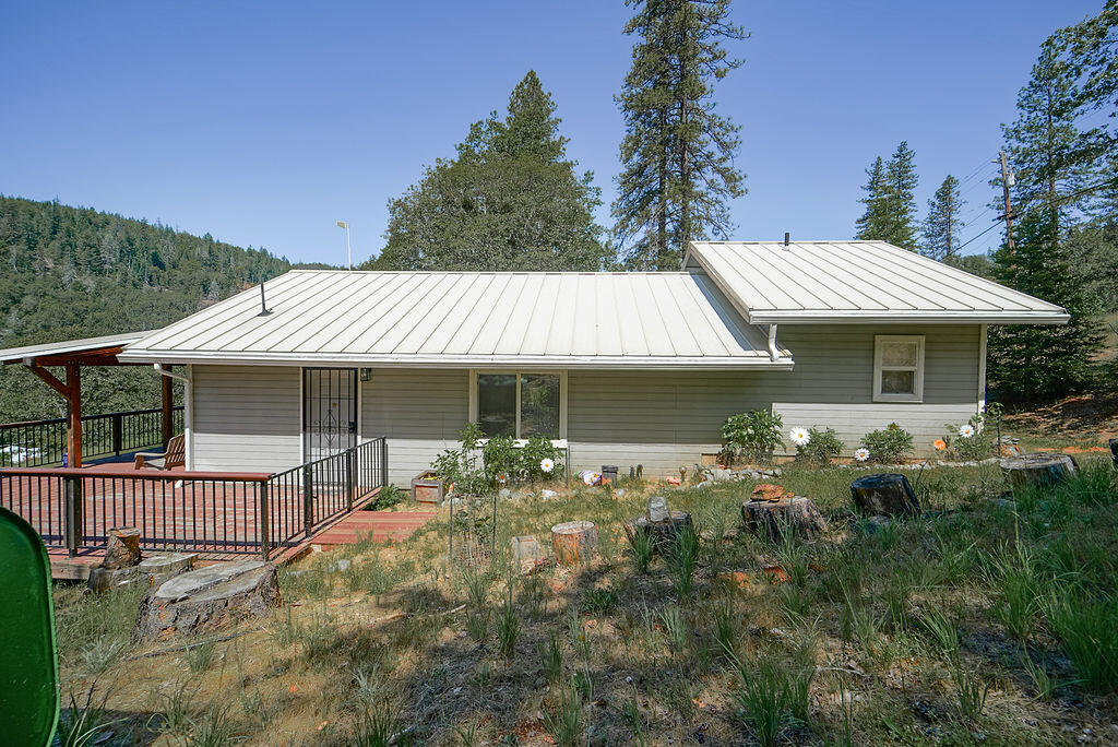 331 Steel Bridge Road Douglas City, CA 96024 - Photo 33 of 43 side of building
