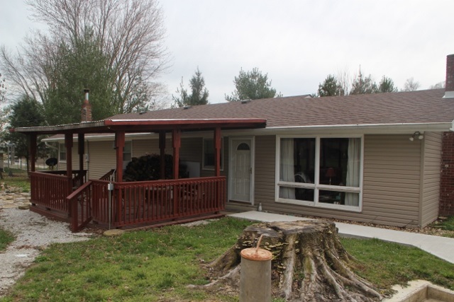 5520 South State 60 Road Pekin, IN 47165 - Photo 3 of 35 Gallery Image 3