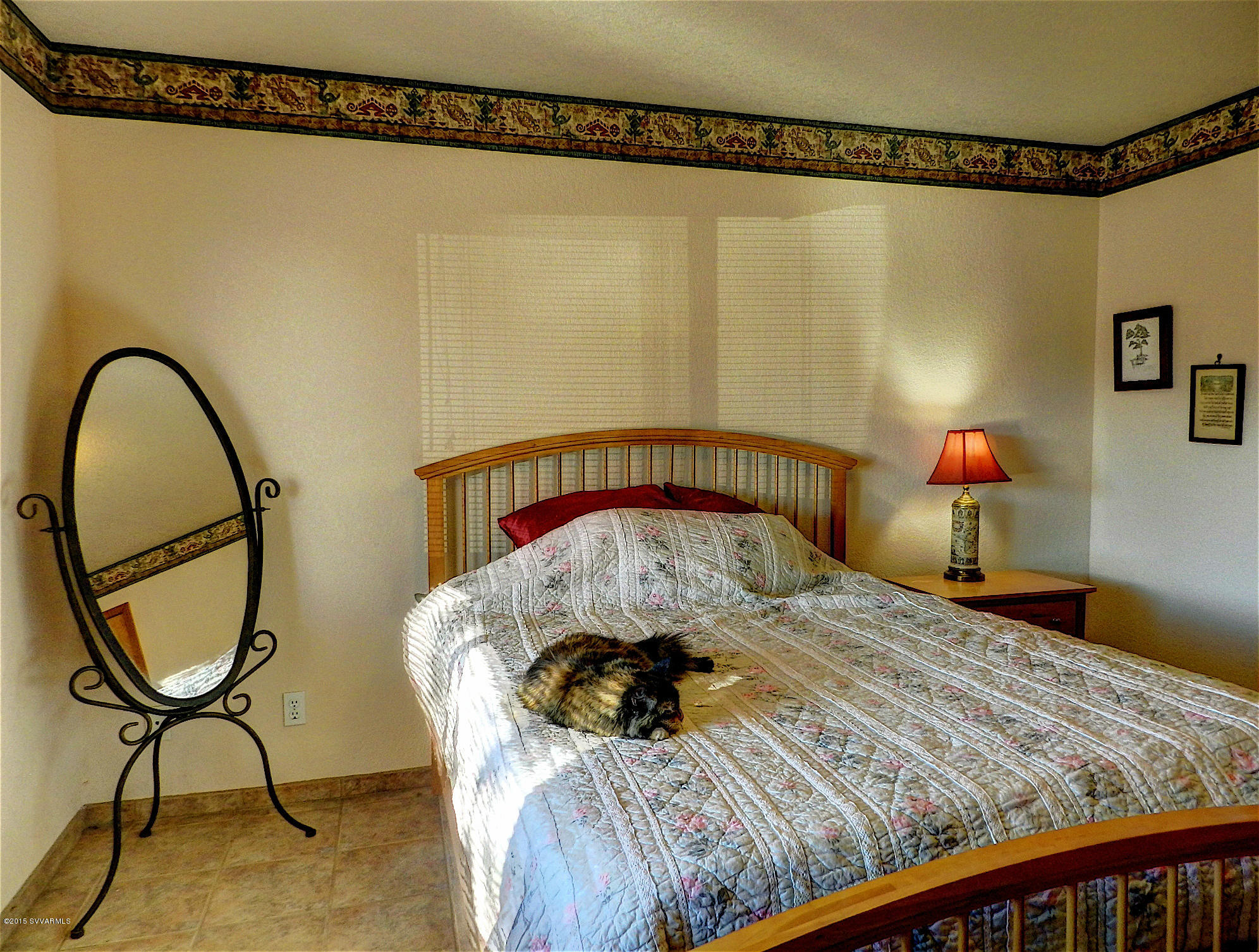 210 Roca Roja Road Sedona, AZ 86351 - Photo 14 of 34 Guest Bedroom