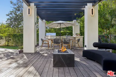 $11,995,000 | 11075 Sunset Boulevard, Los Angeles, CA 90049