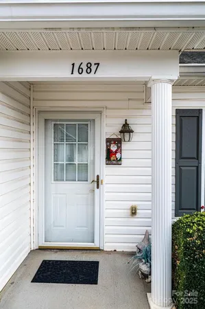 a view of entryway door