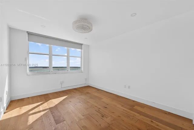 $3,695 | 800 Claughton Island Drive, Unit 1504, Miami, FL 33131