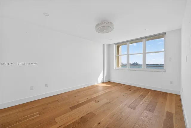 $3,695 | 800 Claughton Island Drive, Unit 1504, Miami, FL 33131