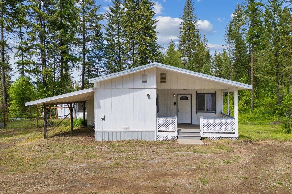 2111 Dry Creek Road Chewelah, WA 99109 - Photo 2 of 32