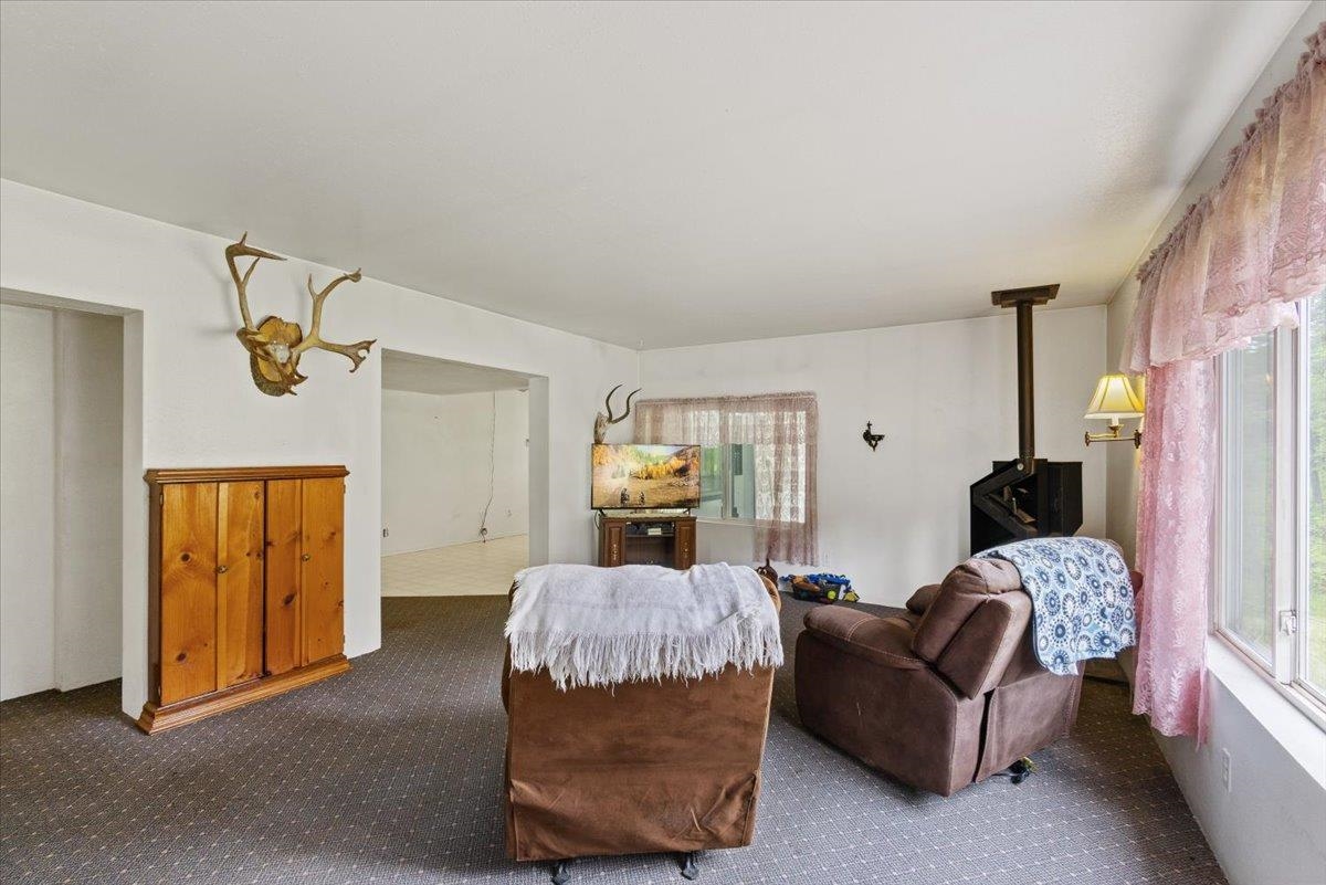 2111 Dry Creek Road Chewelah, WA 99109 - Photo 7 of 32