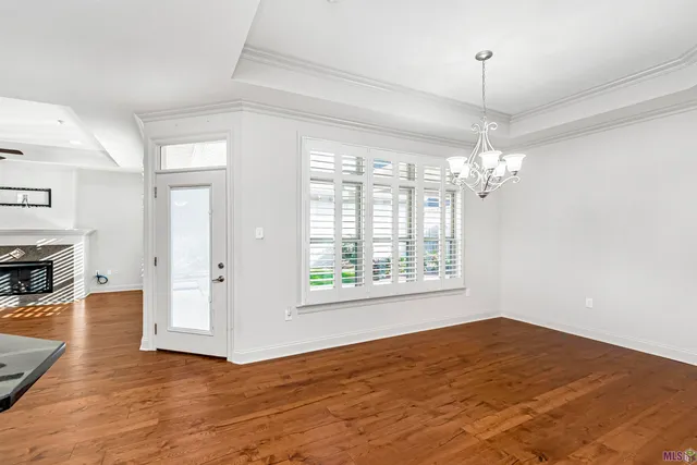 $330,000 | 7111 Village Maison Court, Unit 37, Baton Rouge, LA 70809