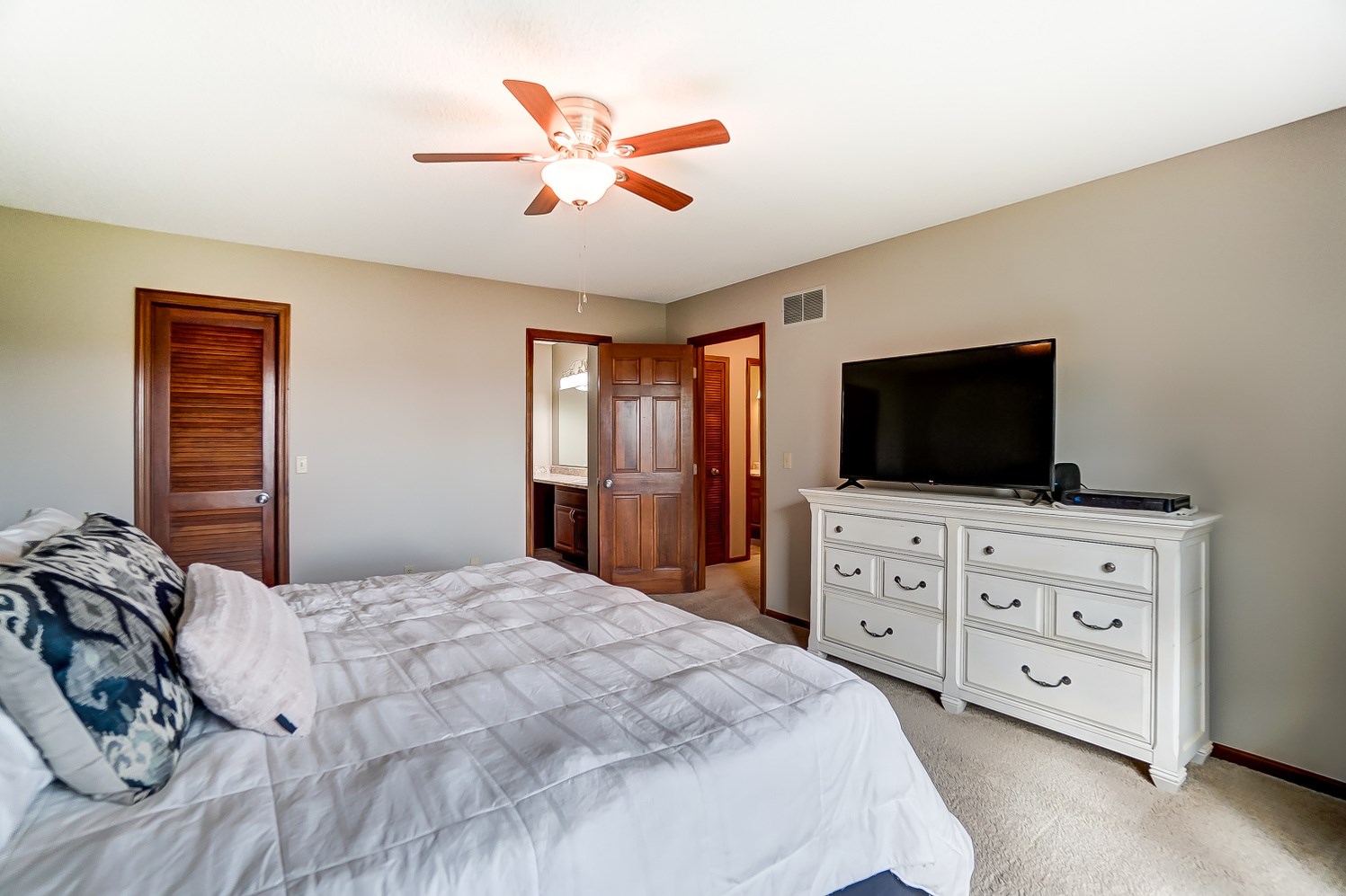 8510 Stand Ridge Run Fort Wayne, IN 46825 - Photo 22 of 36 Gallery Image 22