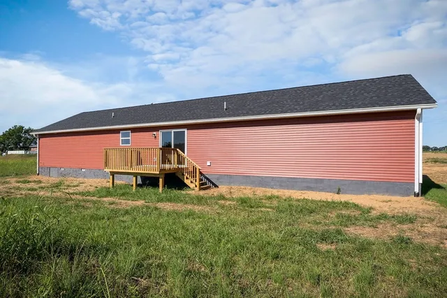 $299,000 | 14305 Old Kentucky Road, Walling, TN 38587