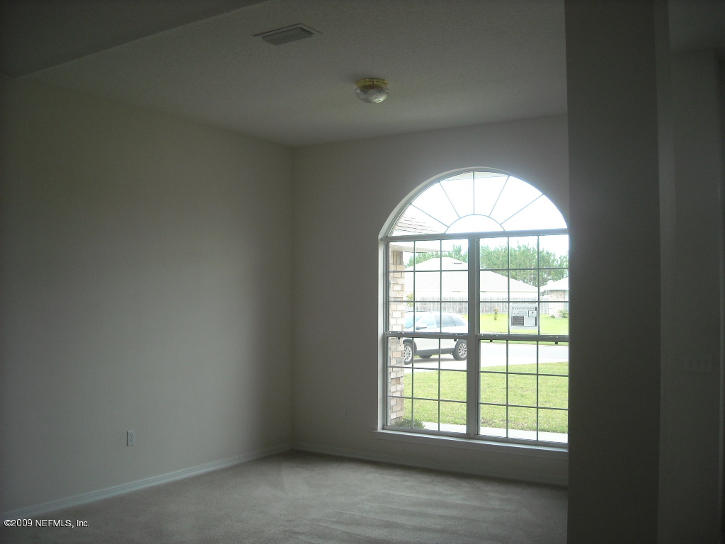 3128 Longleaf Ranch Circle Middleburg, FL 32068 - Photo 3 of 14 Dining