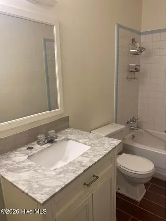 $1,065,000 | 1421-1425 Wellington Avenue, Wilmington, NC 28401