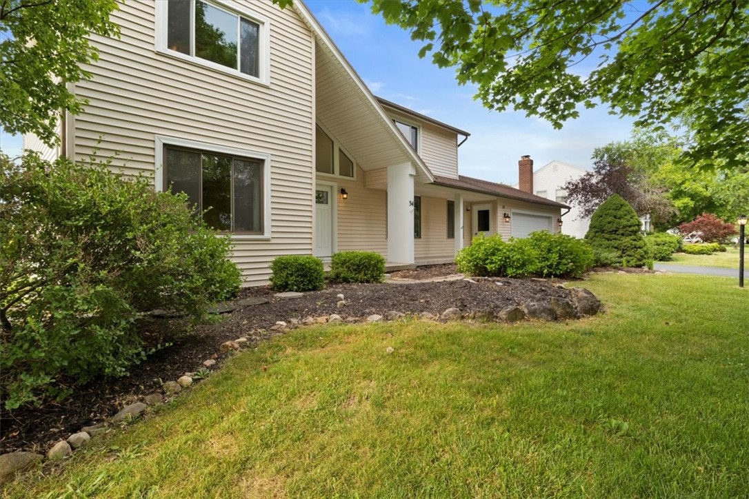 34 Hidden Meadow Penfield, NY 14526 - Photo 2 of 38